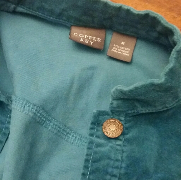 Copper Key Teal Velvet Cropped Jacket - Picture 5 of 12